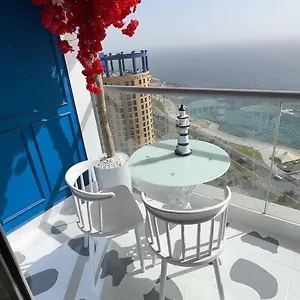 تحقق من التوفر